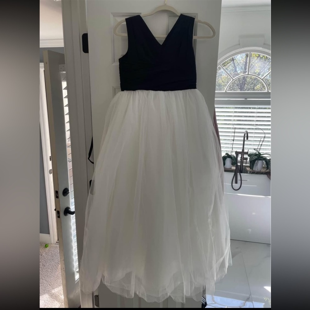 Elegant Black and White Kids Dress. Flower Girl/Jr Bridesmaid